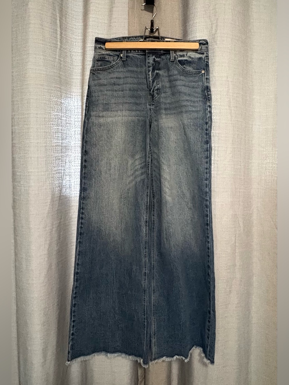 BCBGeneration Distressed Wide-Leg Washed Denim Jeans - Blue (VR)